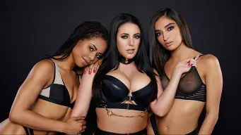 Angela White में 'Acceptance'